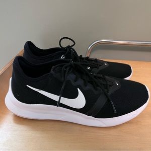 Nike Tanjun women’s running shoes